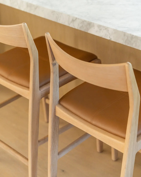 Eclipse Bar Stool 65cm - Oak / Tan Leather