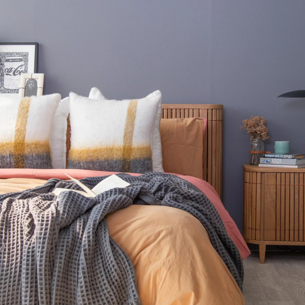 Koppar King Bed - Patina Oak