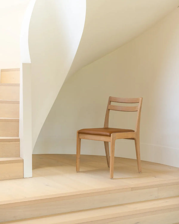 Luka Dining Chair - Oak / Tan leather