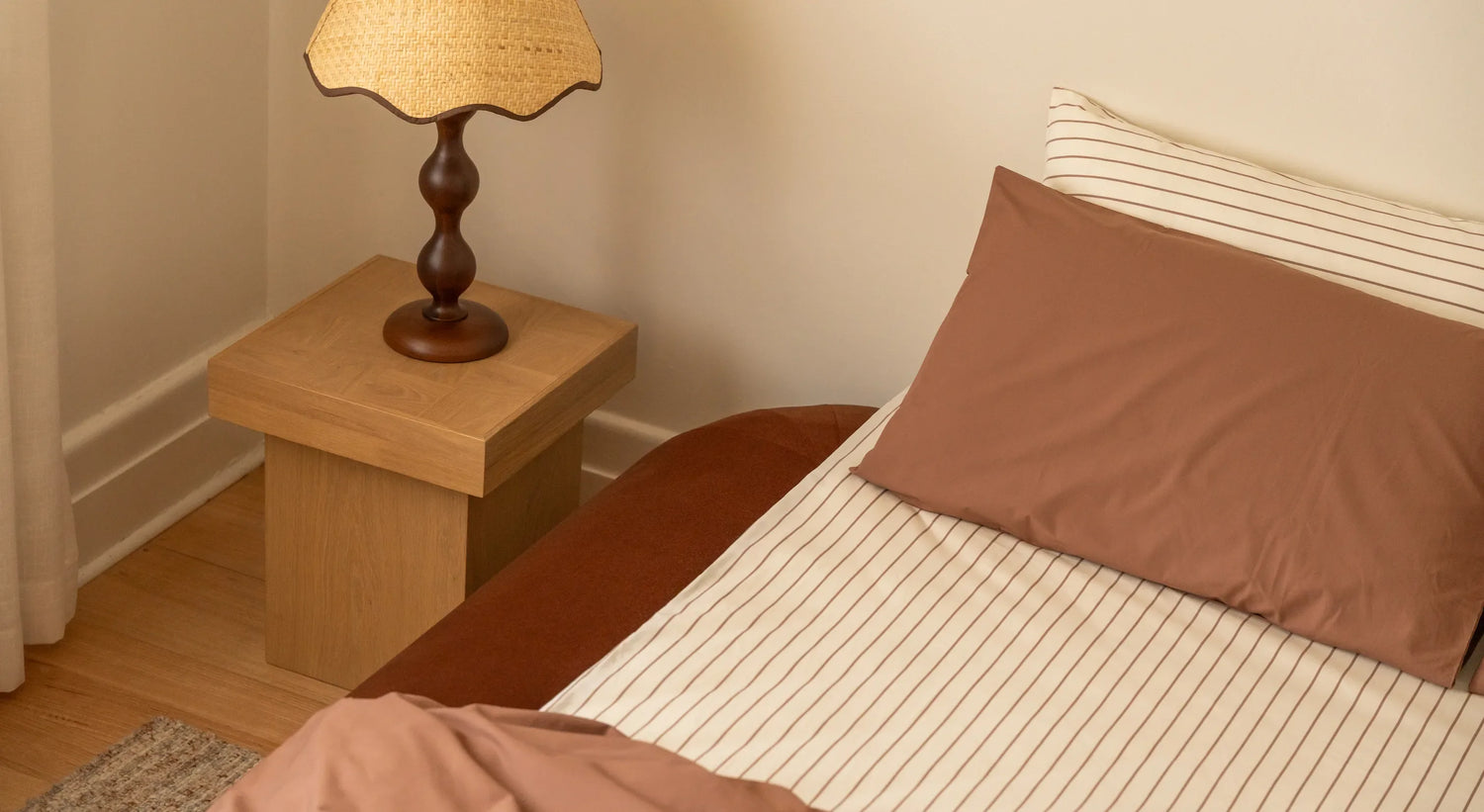 A Buyers Guide - The Bedside Table