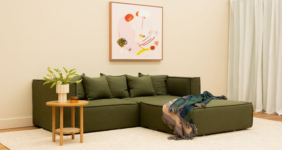 Choosing A Sofa For Small Spaces: Apartment Living