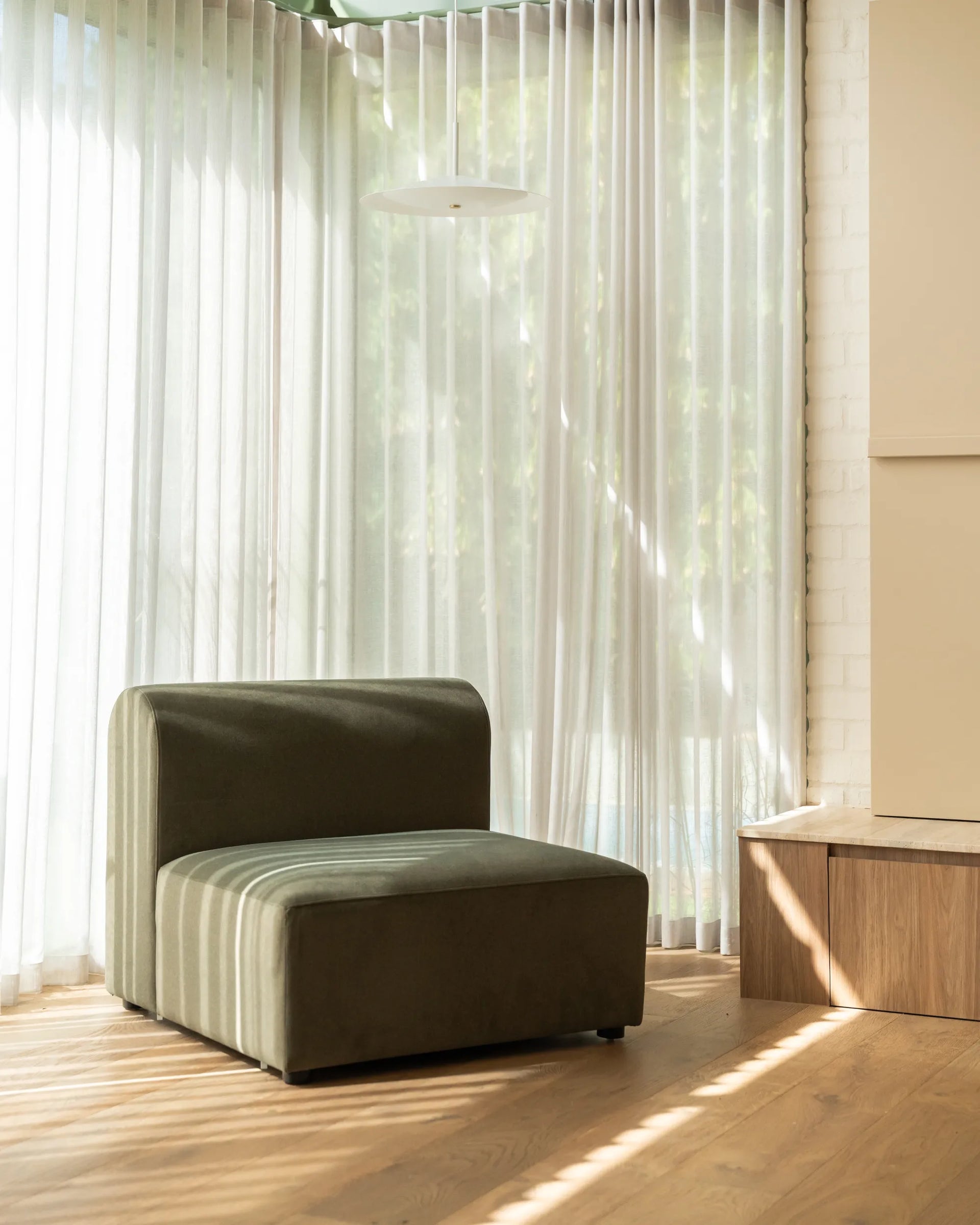 Berg Armless Middle Module - Eden Leaf