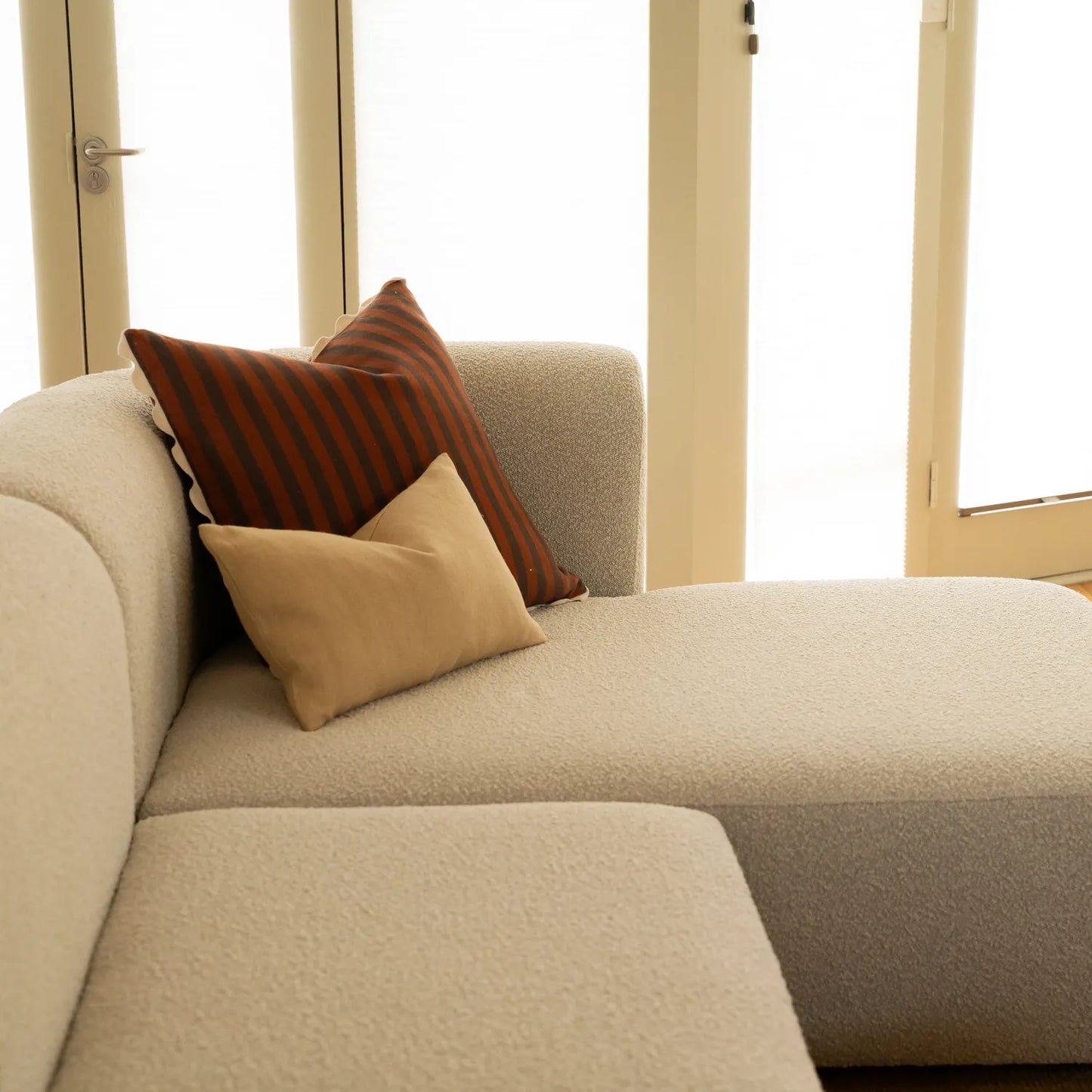 Berg 4 Seater RHF Chaise Sofa - Copenhagen Grey