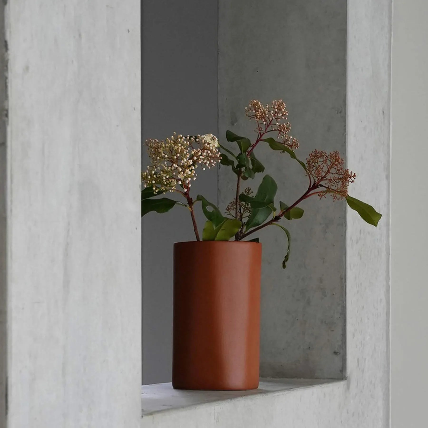 Fossil Vase Small - Brick