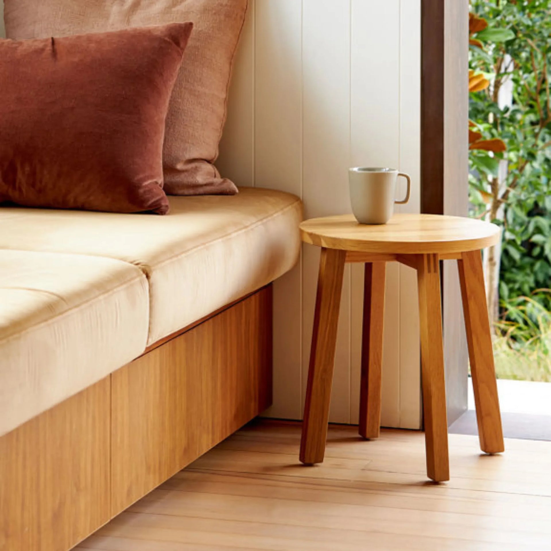 Hut Stool Low - Oak