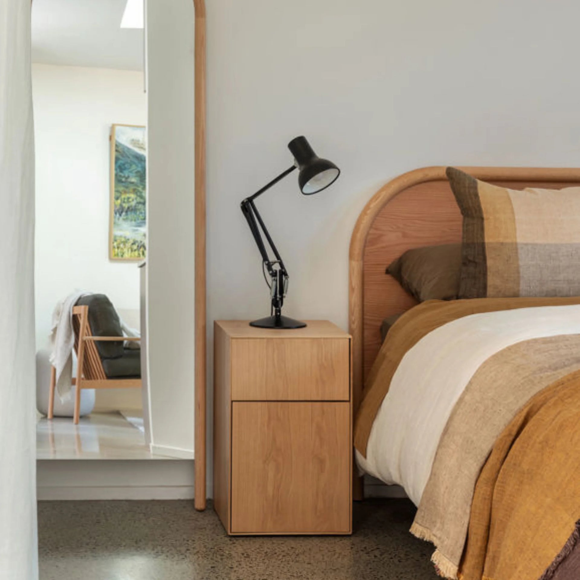 Plinth Bedside Left Hand - Oak