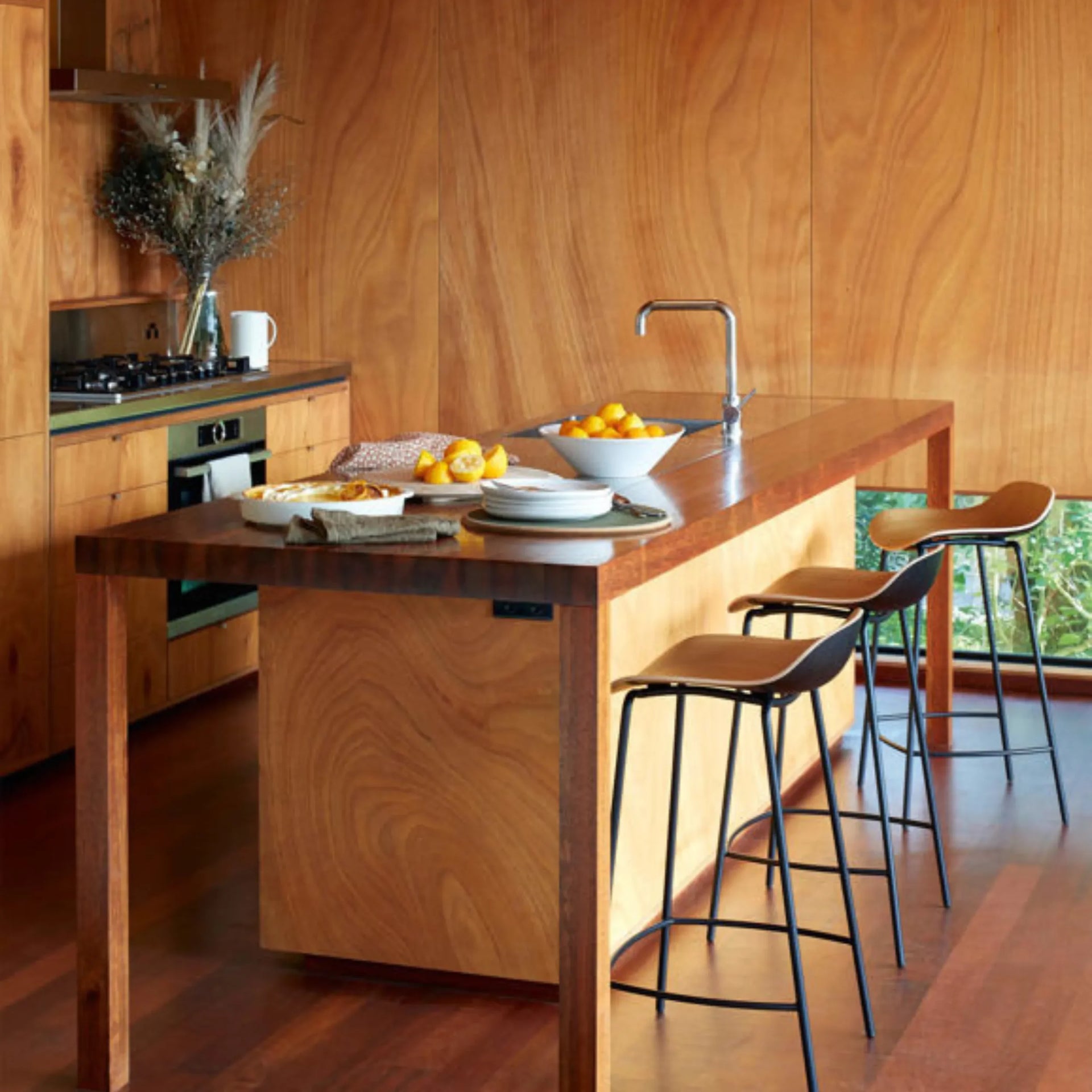 3D Stool - Oak/Black