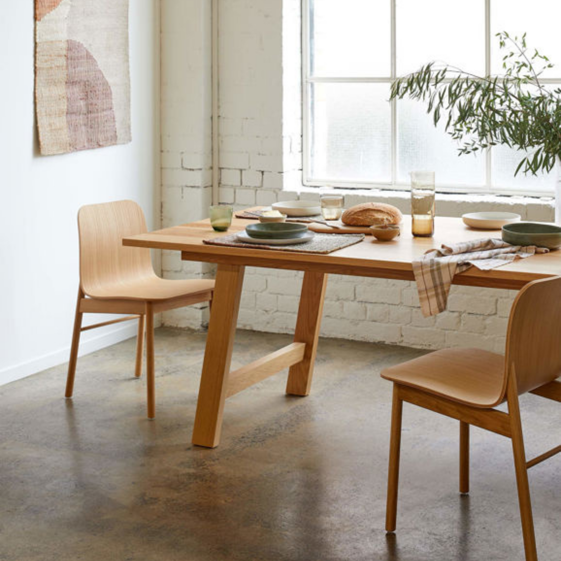 Aspen Chair w/Wooden Legs - Oak