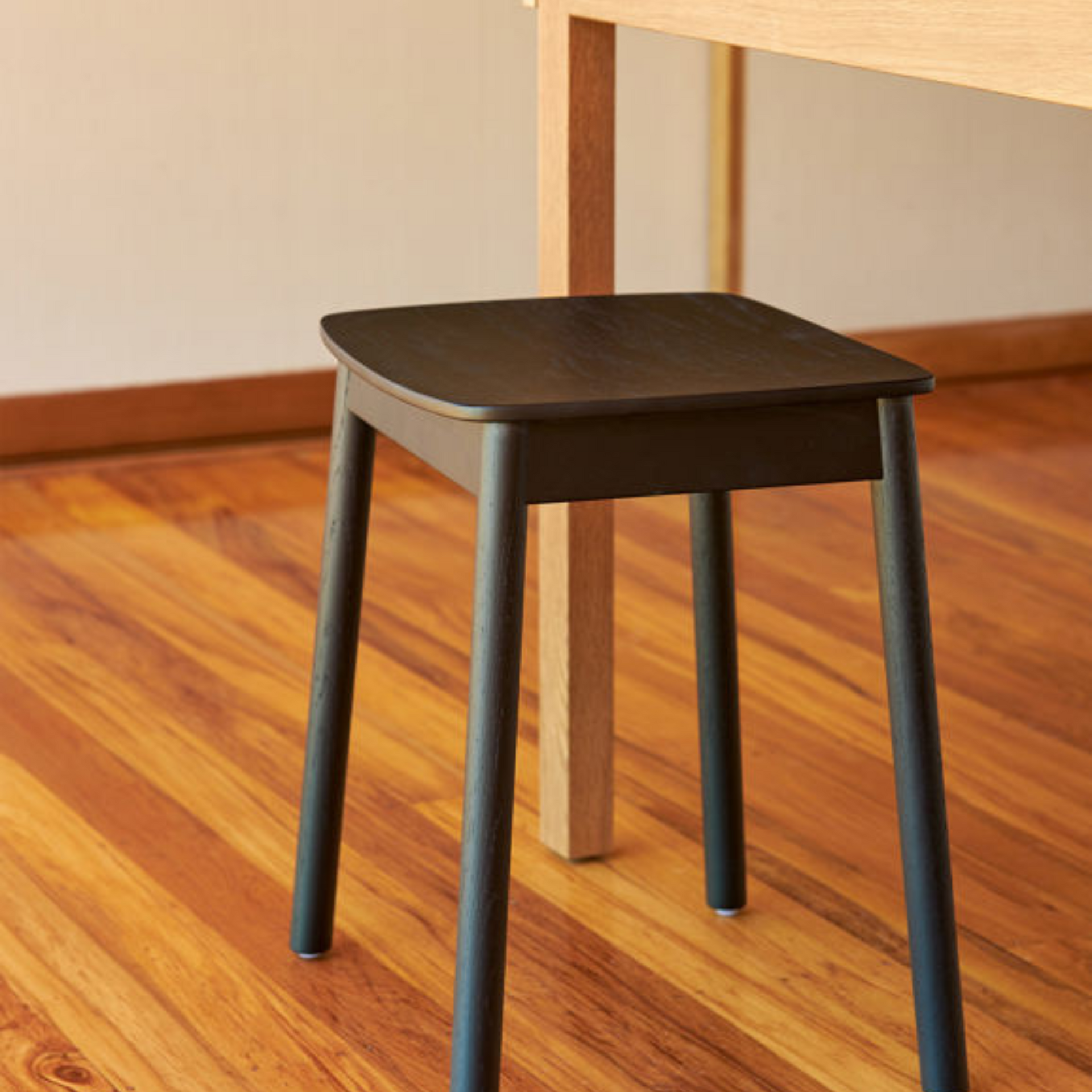 Radial Stool 45cm - Black