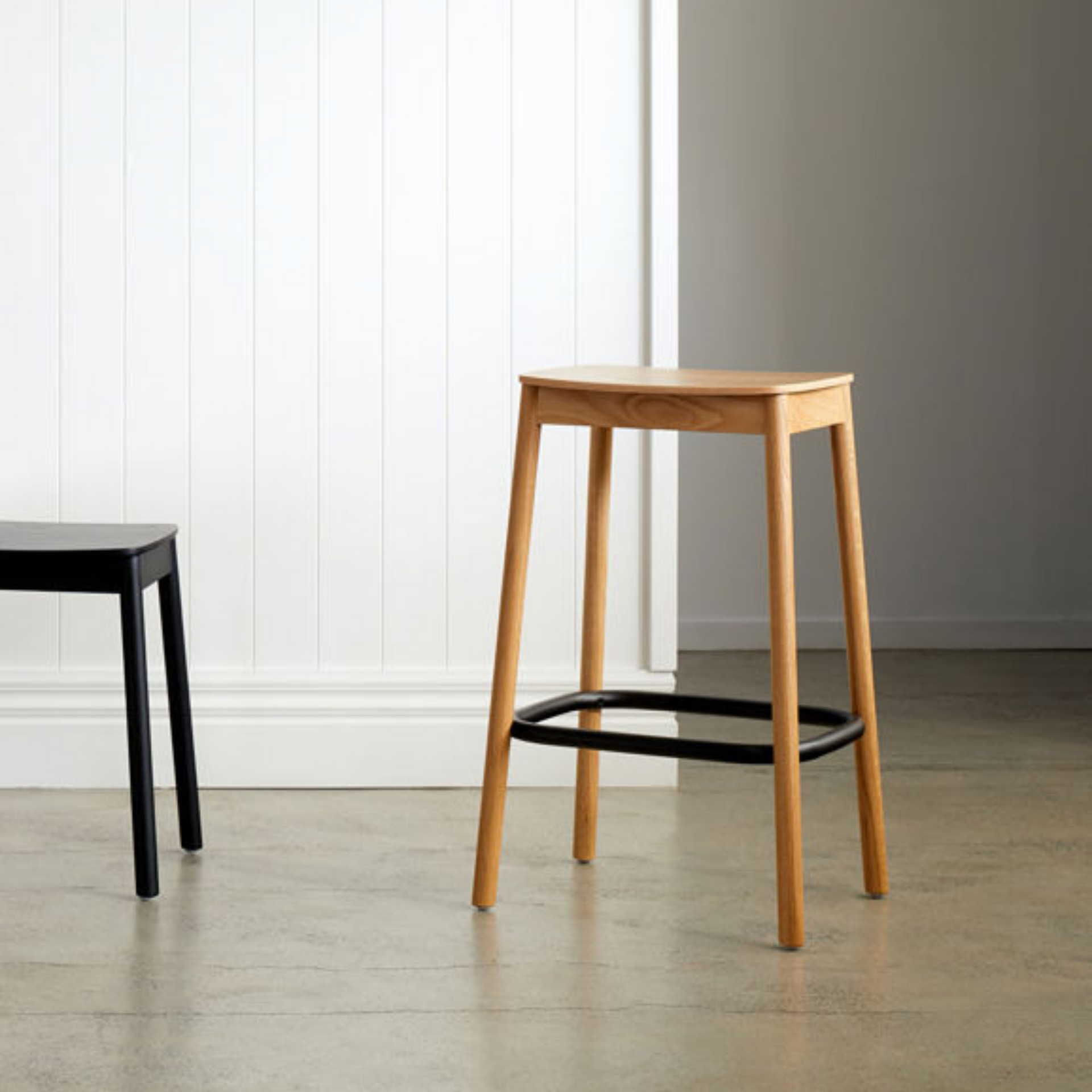Radial Stool 65cm - Oak/Black