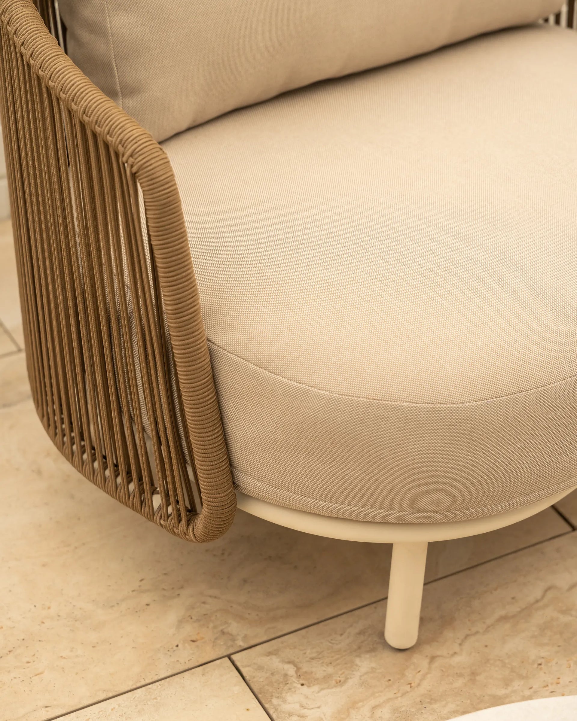 Vesta Outdoor Armchair - Husk