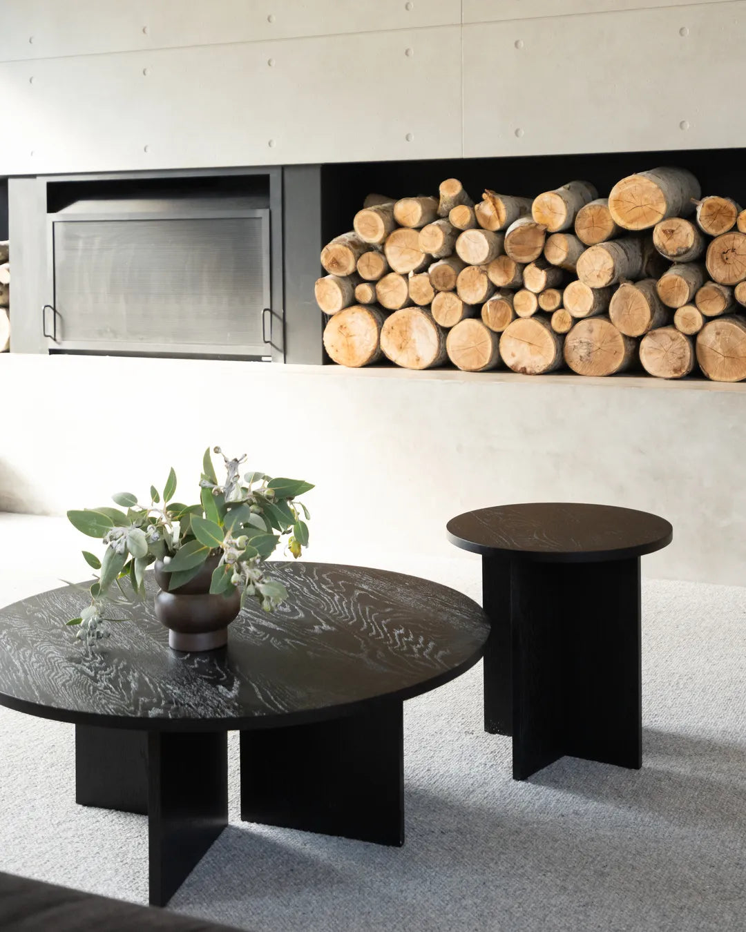 Edge Round Coffee Table - Black