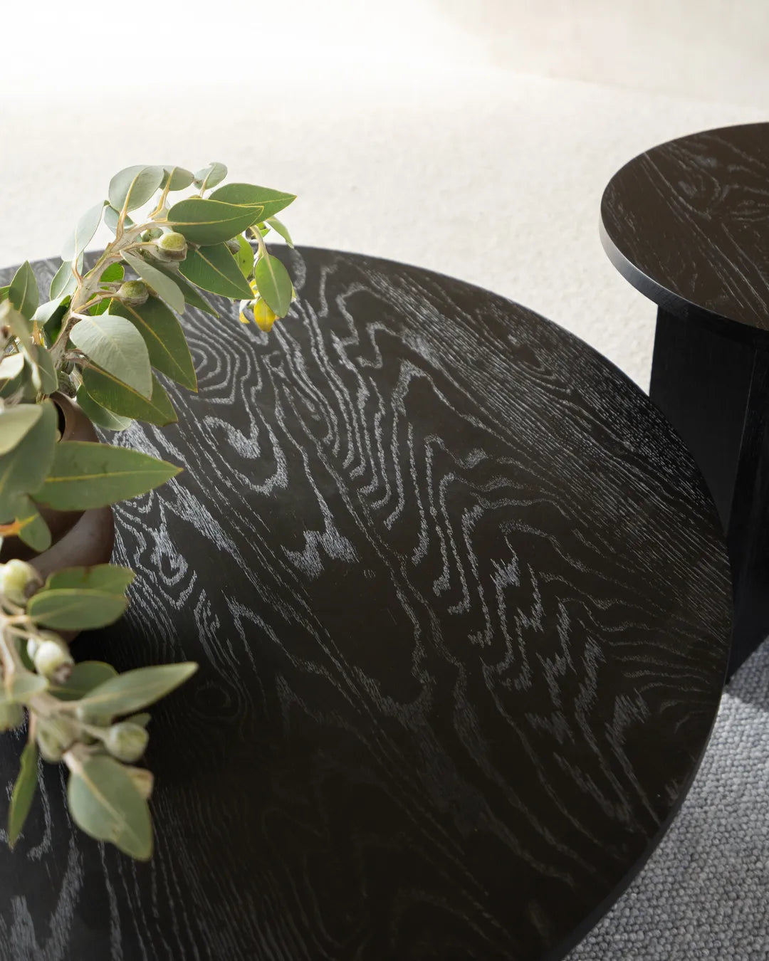 Edge Round Coffee Table - Black