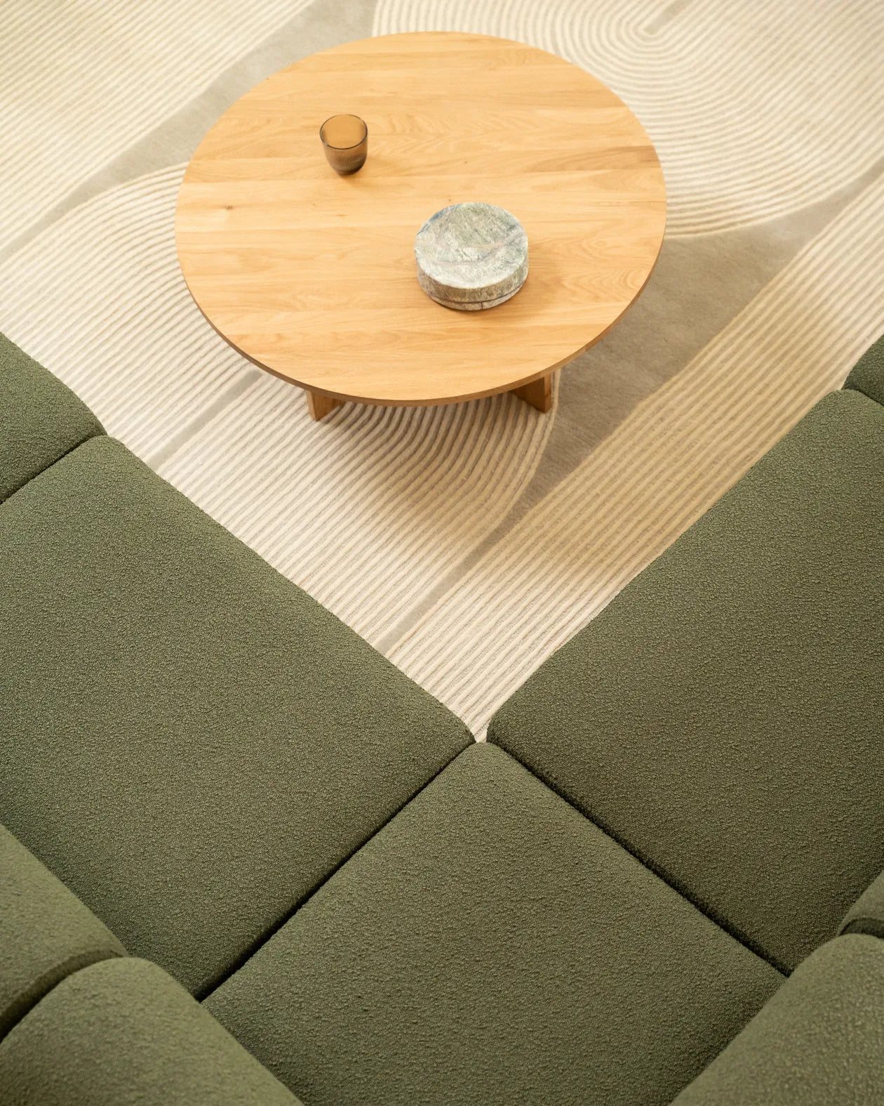 Edge Round Coffee Table - Oak