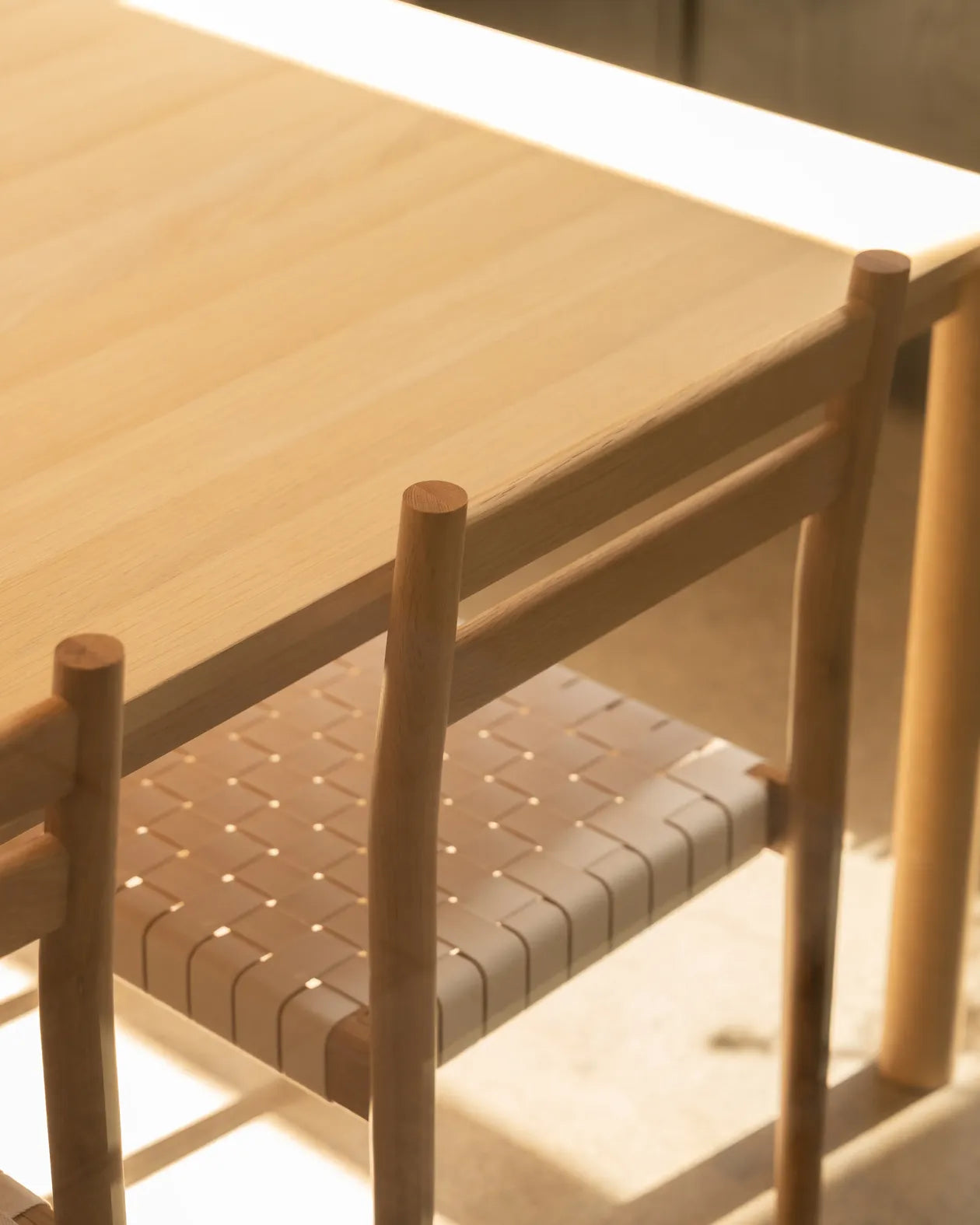 Entwine Dining Chair - Oak / Natural