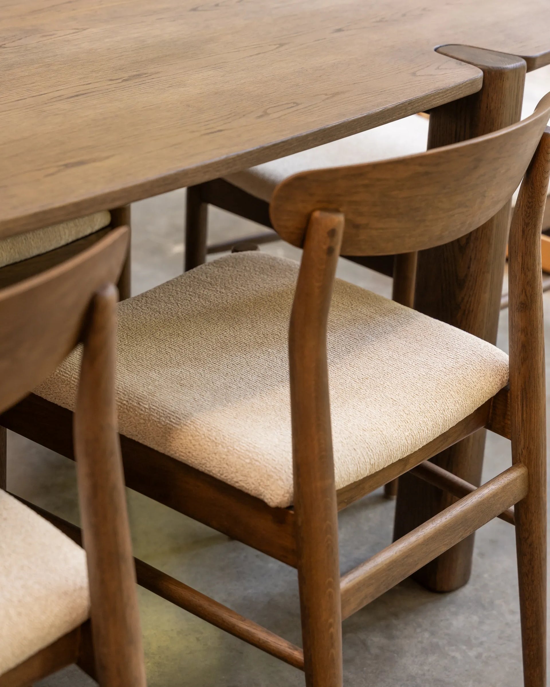 Lunara Dining Package - 300cm Earthen Oak / Tate Biscotti