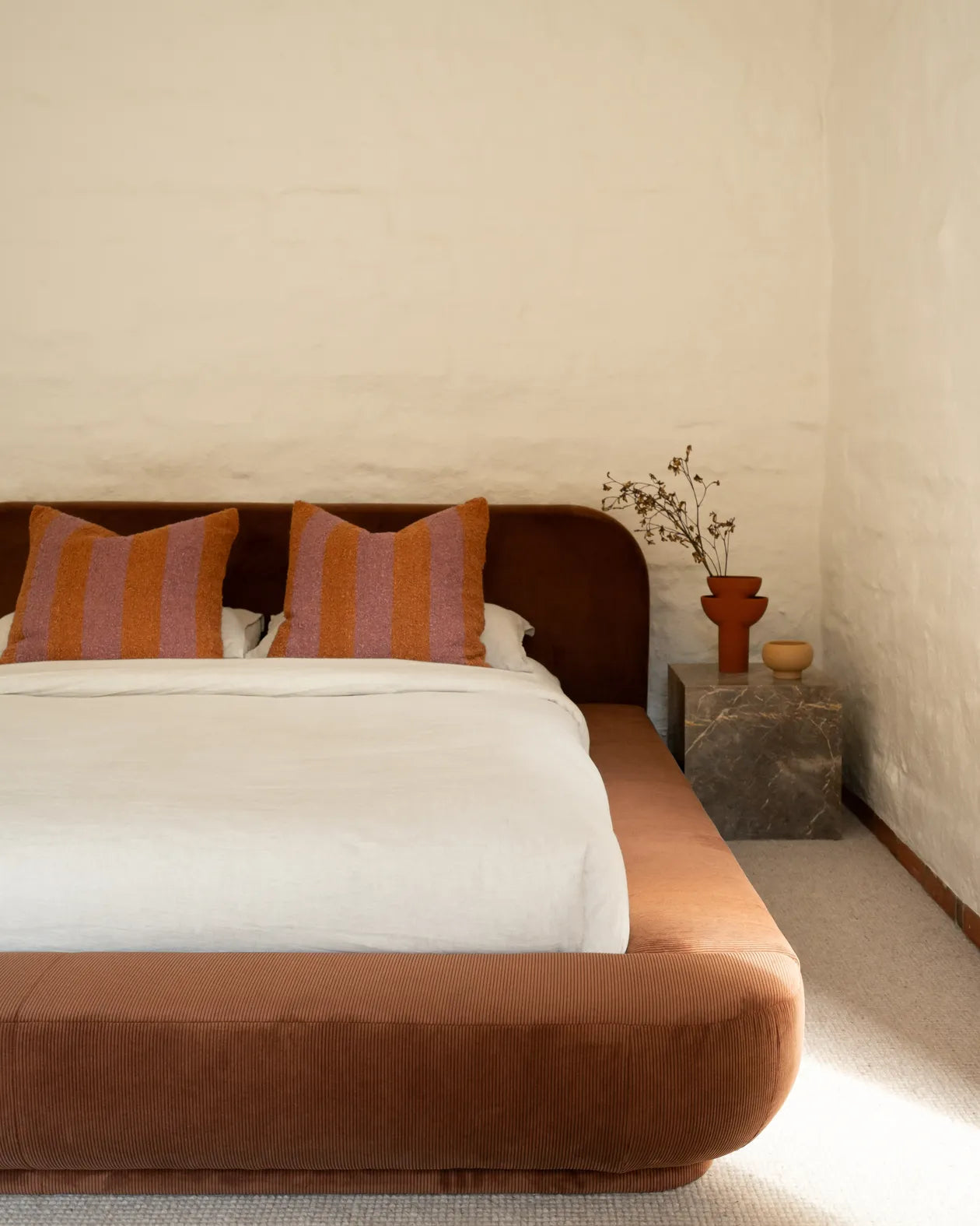 Floss Queen Bed - Corduroy Cocoa