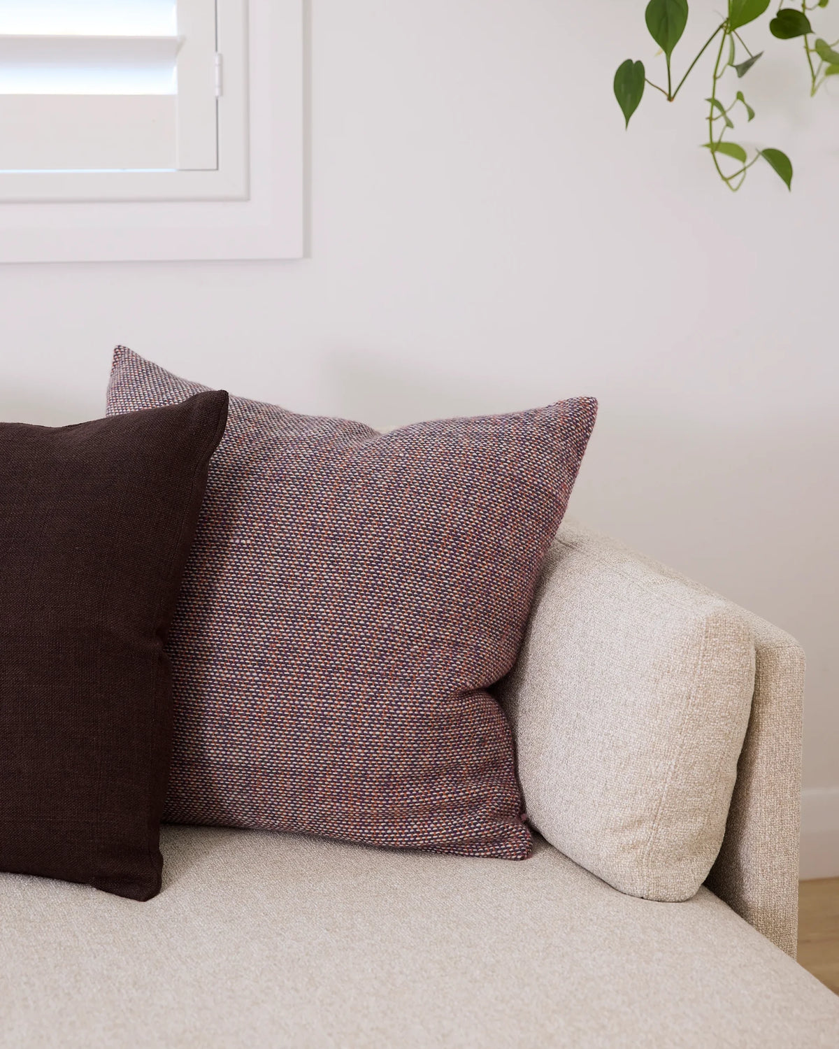 Misto Cushion - Navy/Persimmon