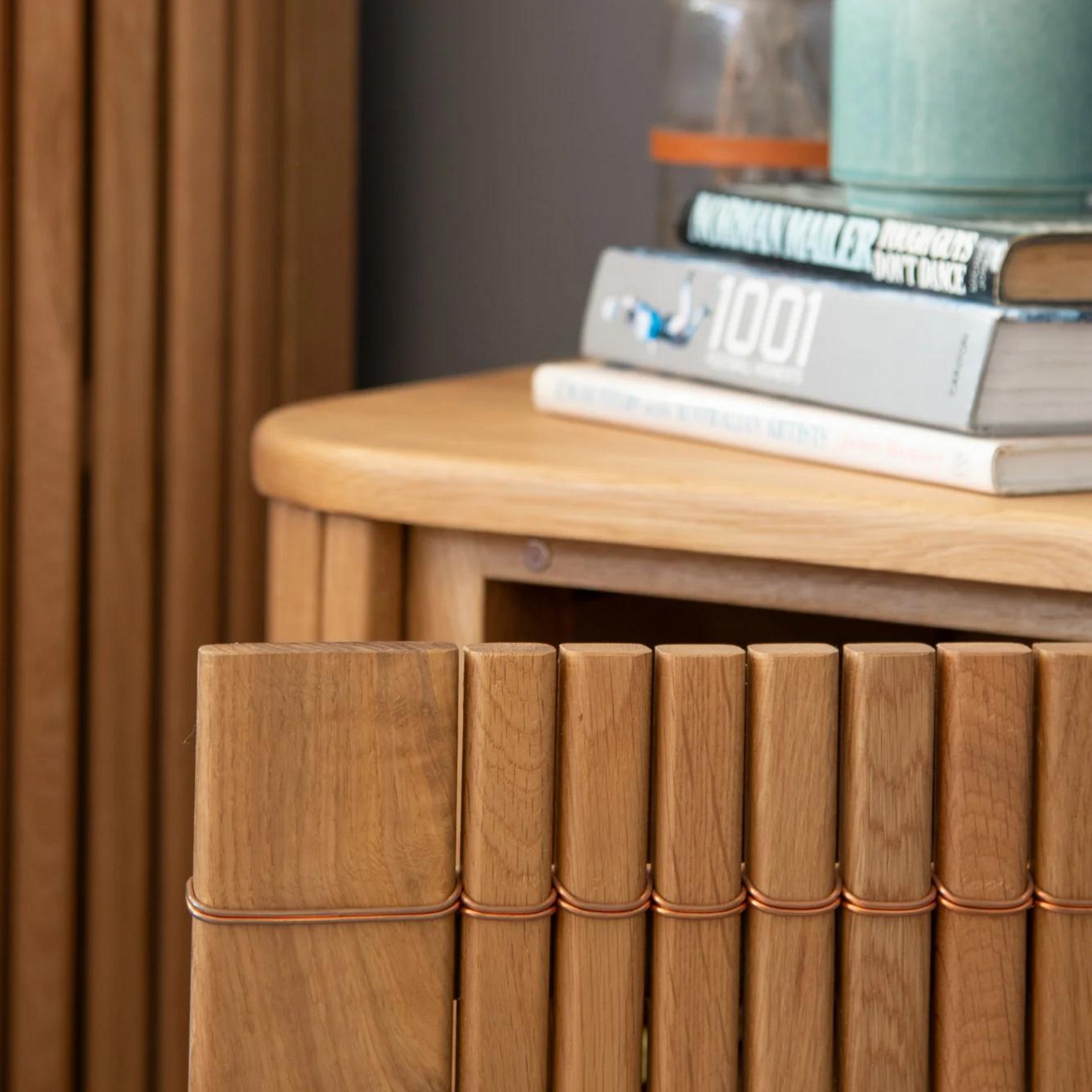 Koppar Side Table W Right Hinges - Oak