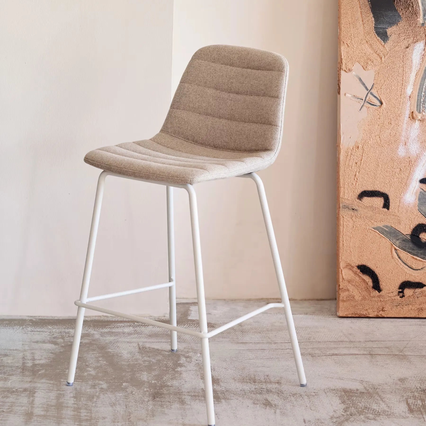 Zunilda Bar Stool - Beige / White
