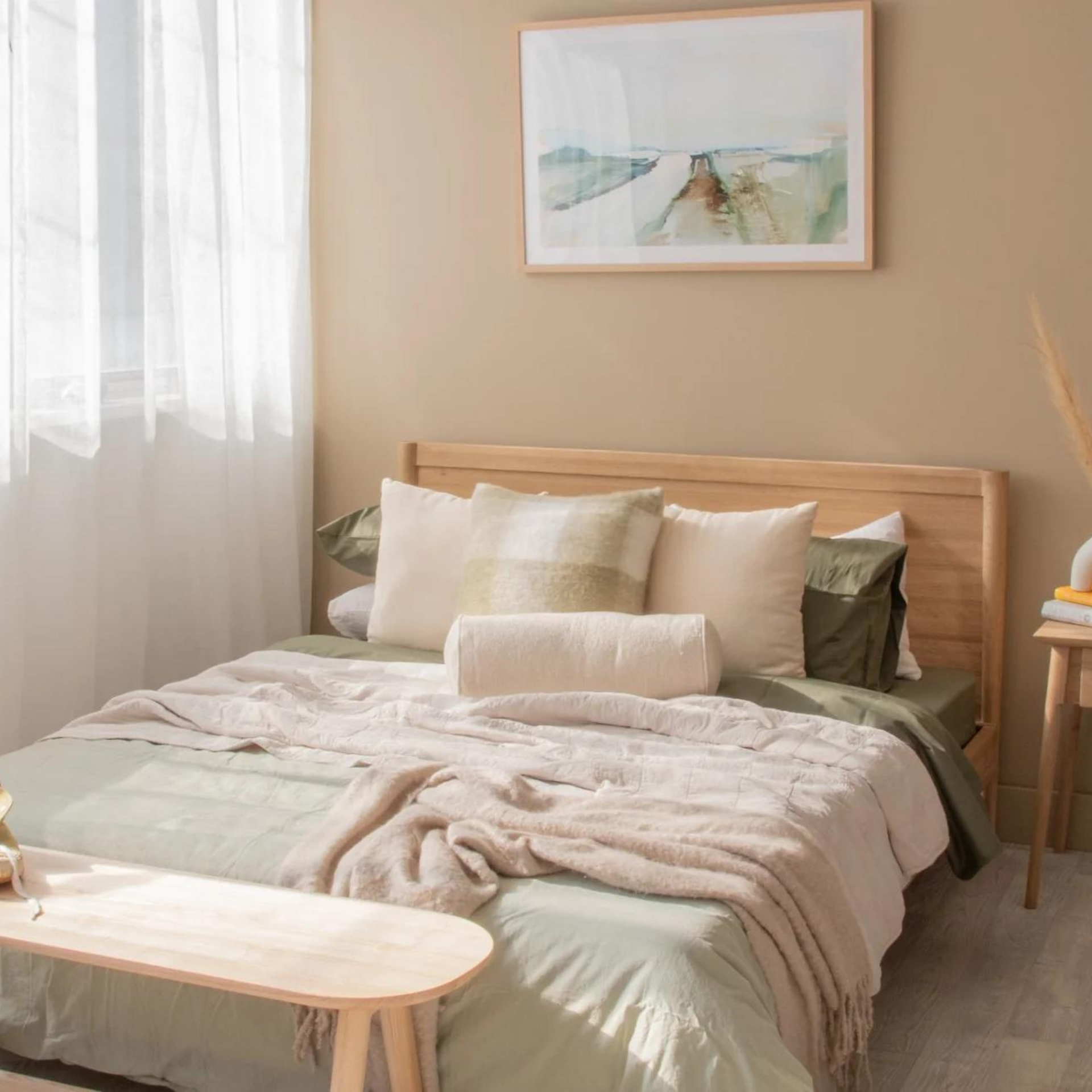 Vintage Queen Bed - Oak