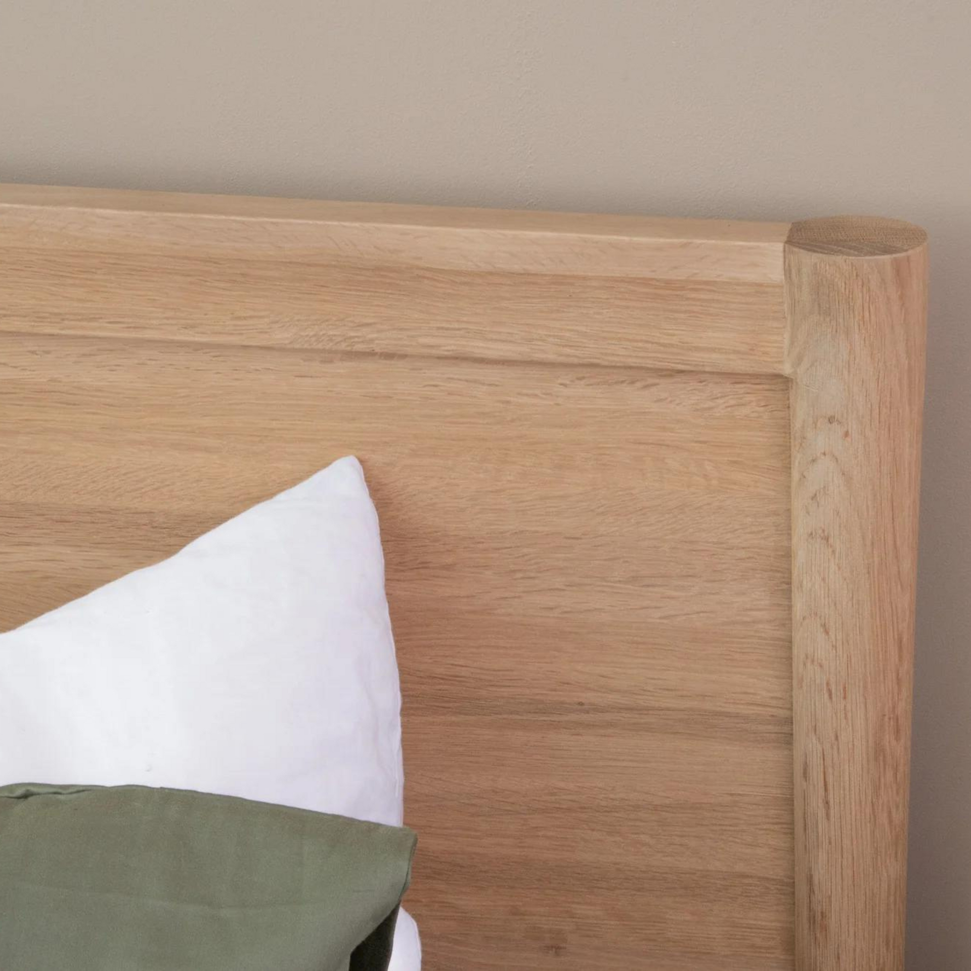 Vintage King Bed - Oak