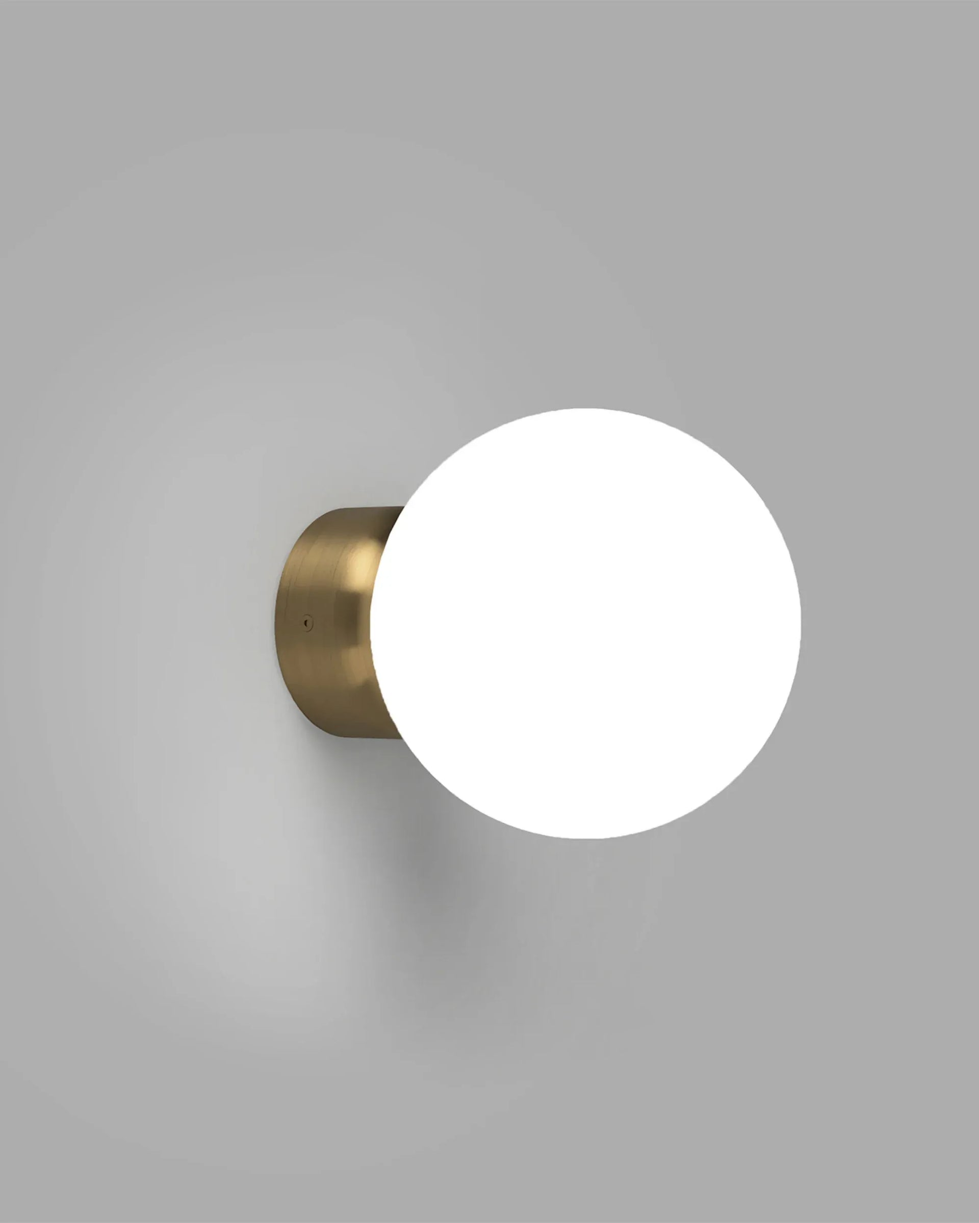 Orb Deco Wall Light Medium - Brass