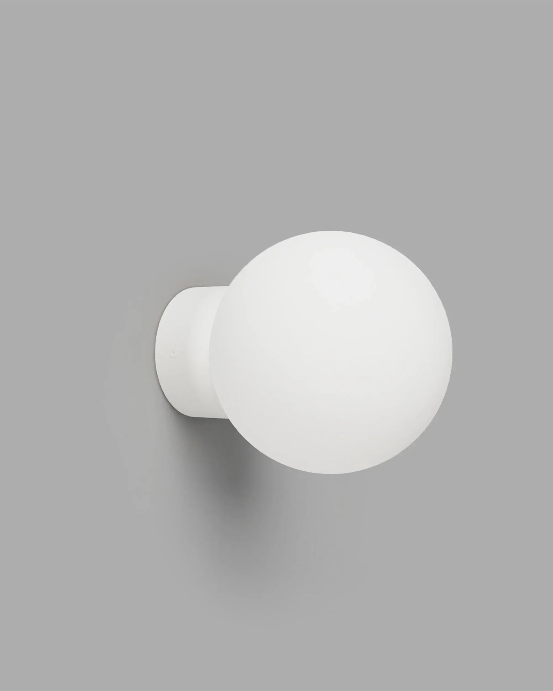 Orb Deco Wall Light Medium - White