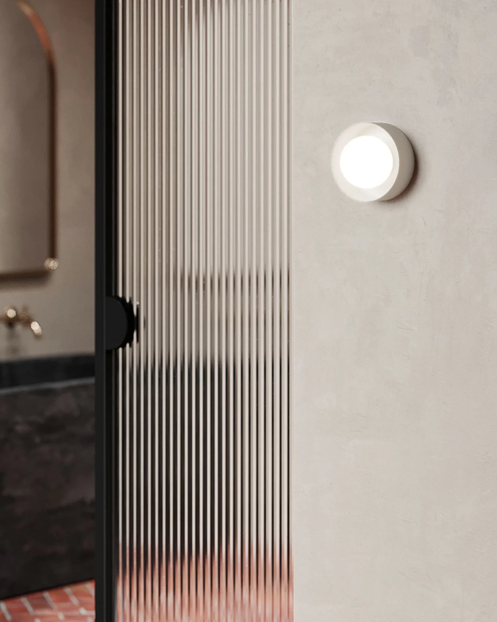 Orb Sur Wall Light Large - Medium/White