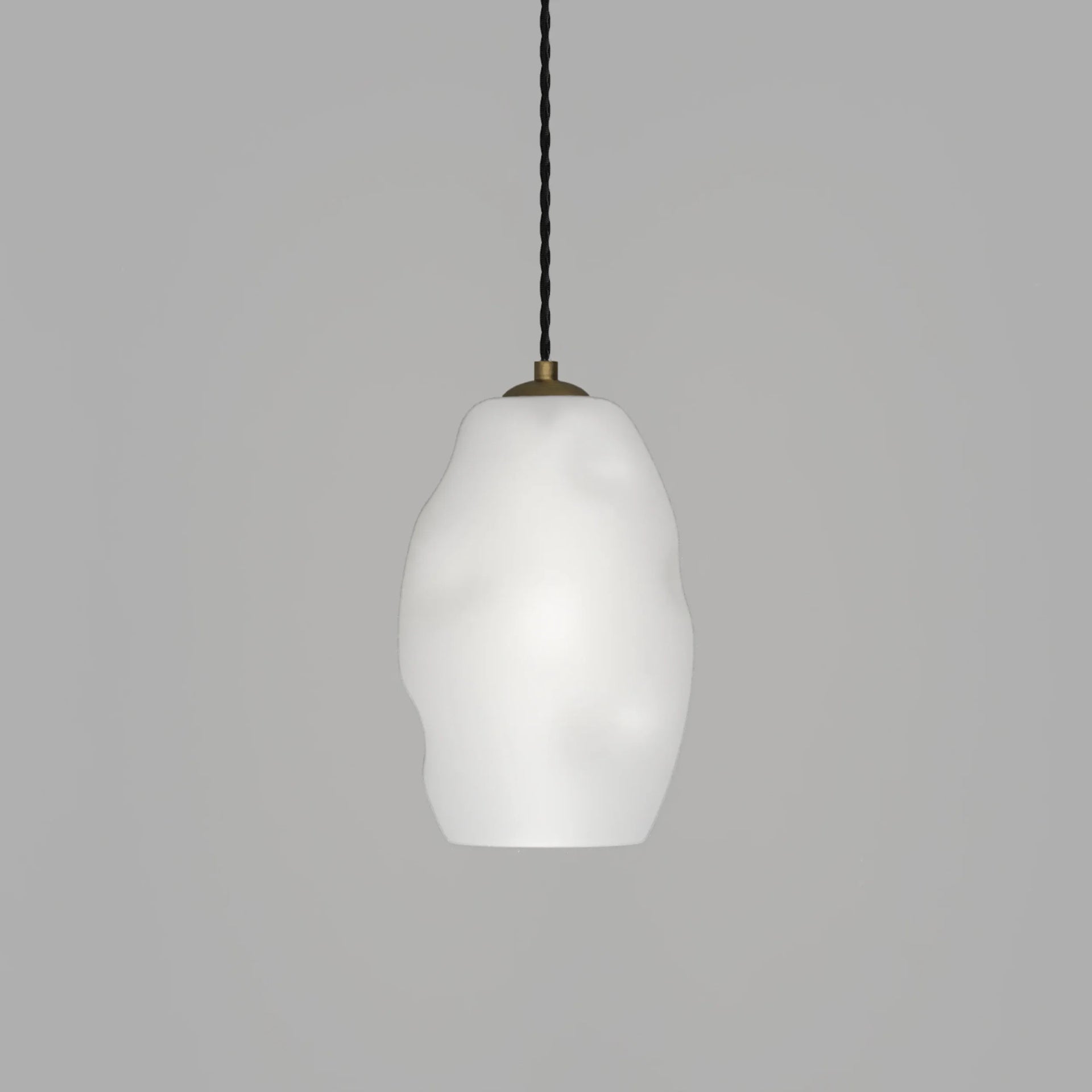 Organic Pendant Medium - Brass/White