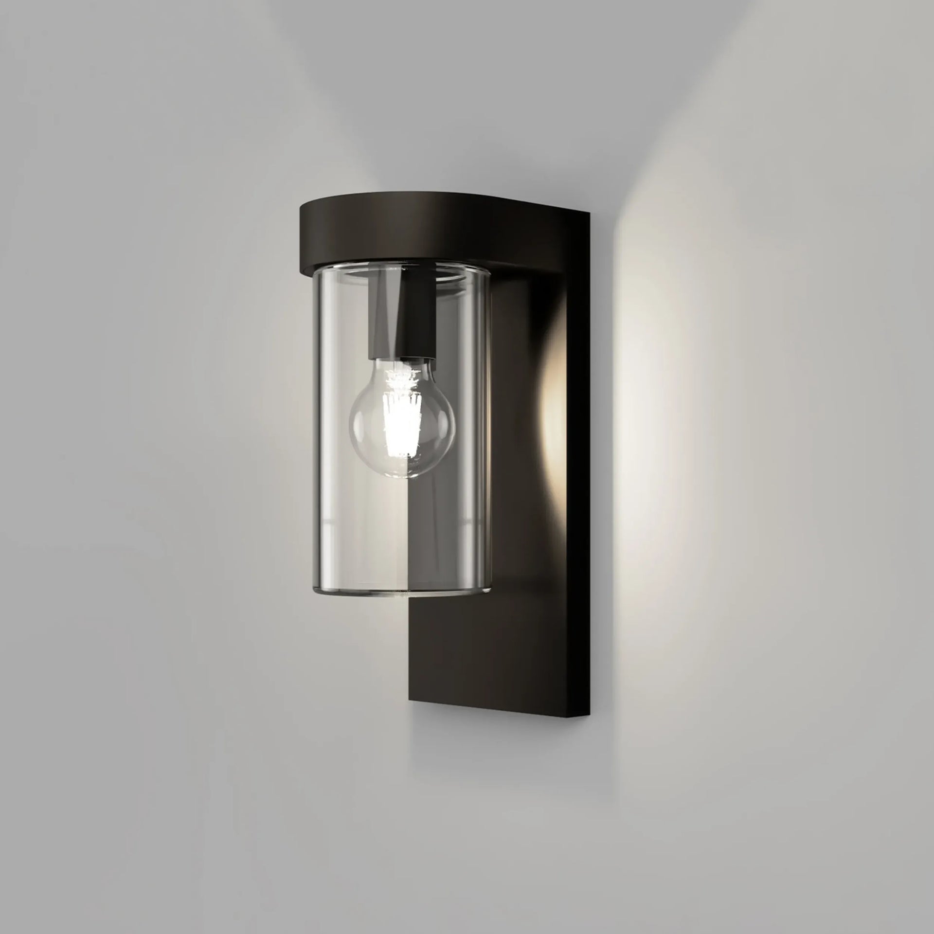 Tuva Outdoor Wall Light Flat - Clear
