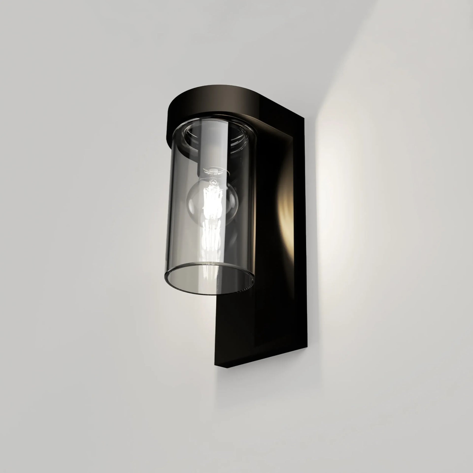 Tuva Outdoor Wall Light Flat - Clear
