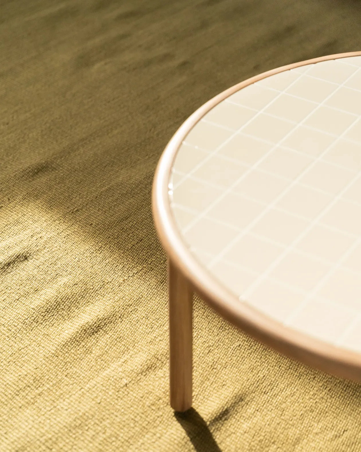 Lonnie Outdoor Coffee Table Medium - Warm White