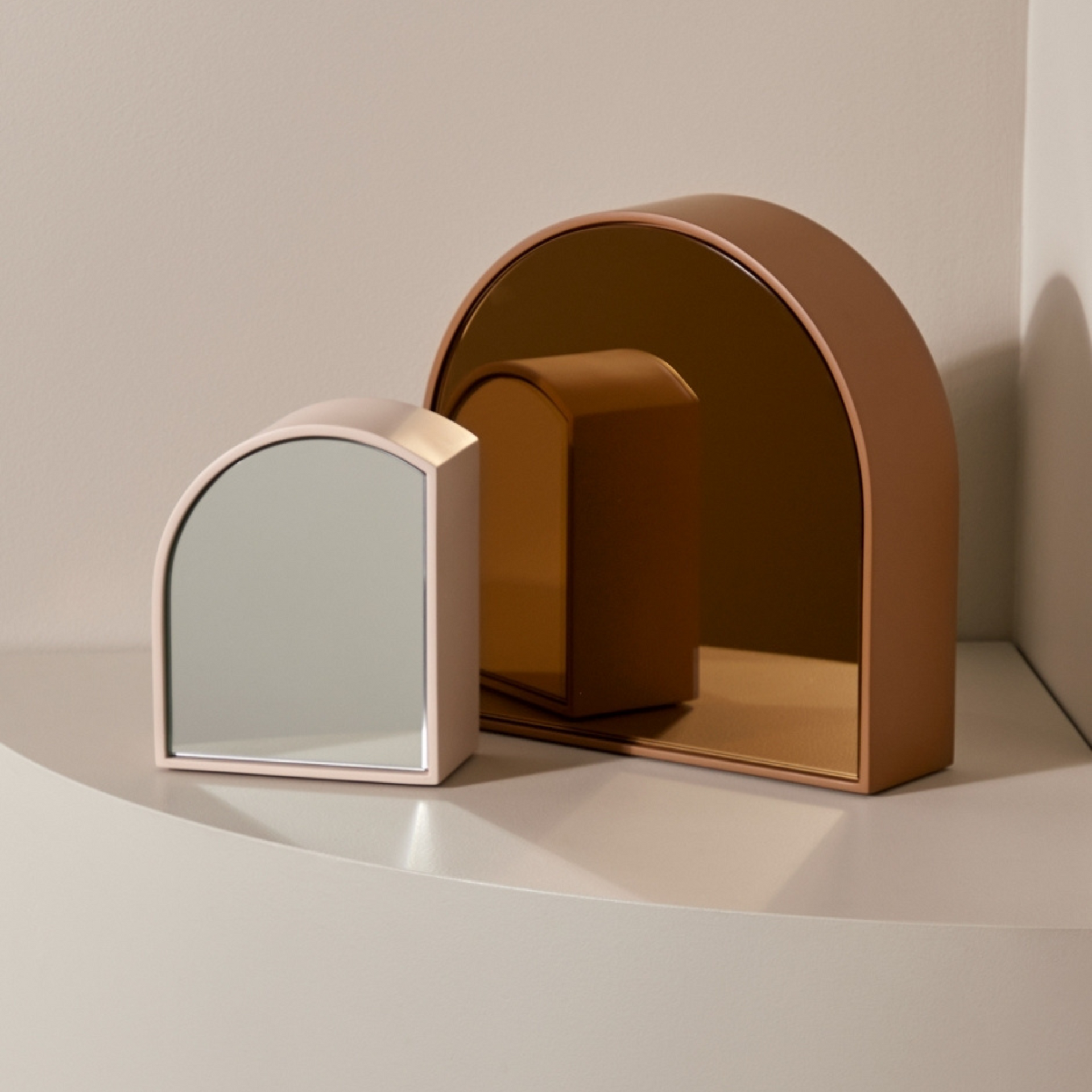 Archie Mirror Bookends - Powder