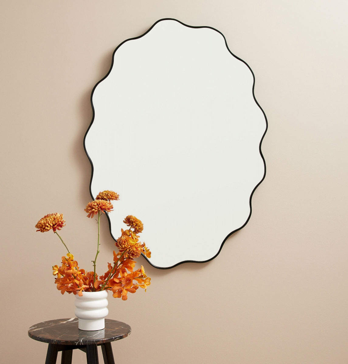 Artemis Oval Mirror - Black