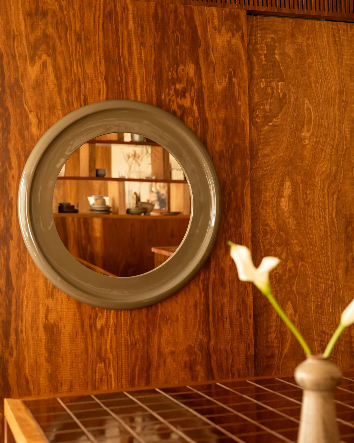 Glow Wall
Mirror 90cm x 90cm - Fern