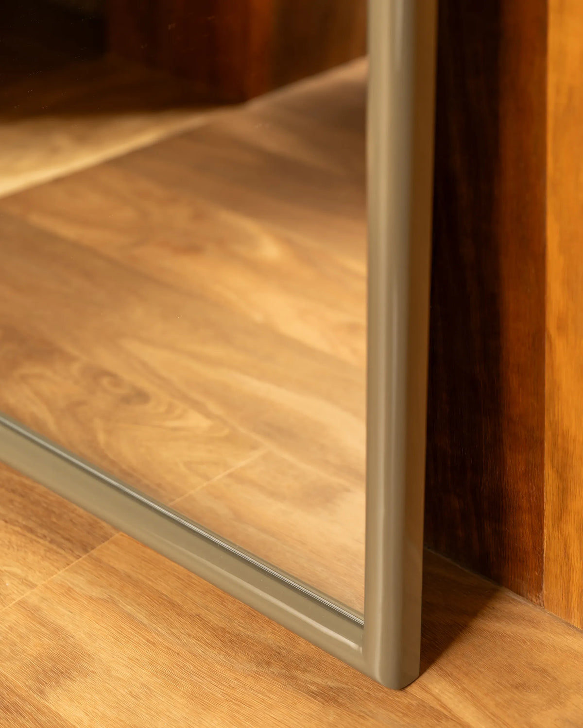 Vista Floor Mirror
60cm x 160cm -
Fern