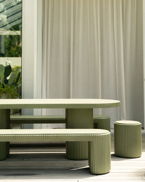 Nova Outdoor Dining Package - Green Concrete