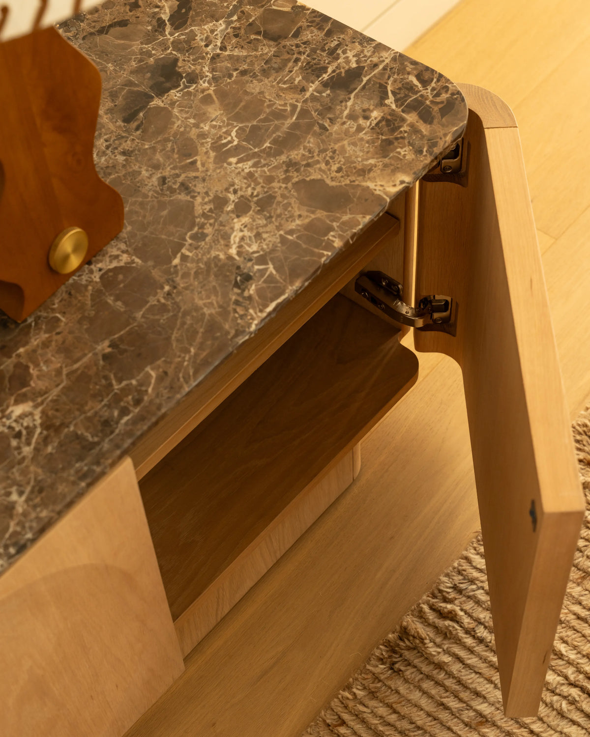 Orbit Entertainment Unit 180cm - Light Oak / Espresso Marble