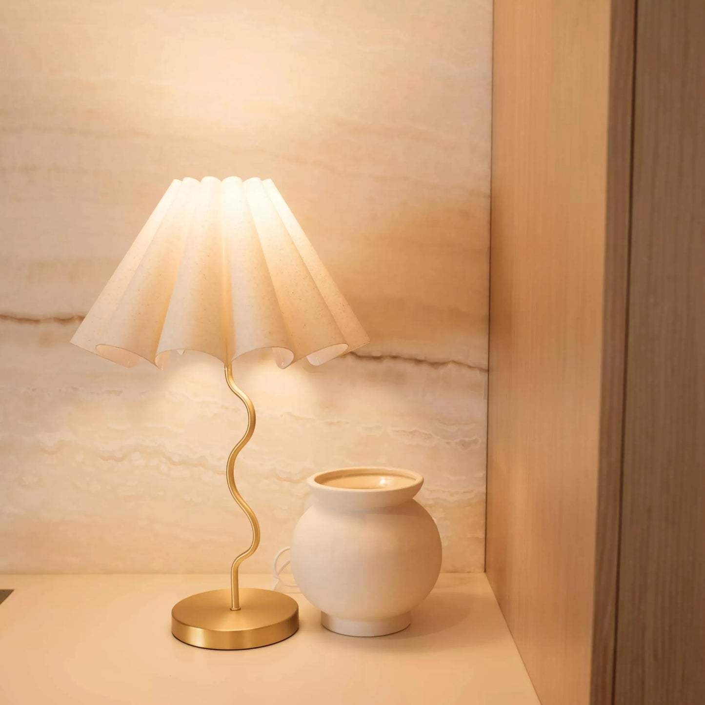 Cora Table Lamp - Neutral / Gold