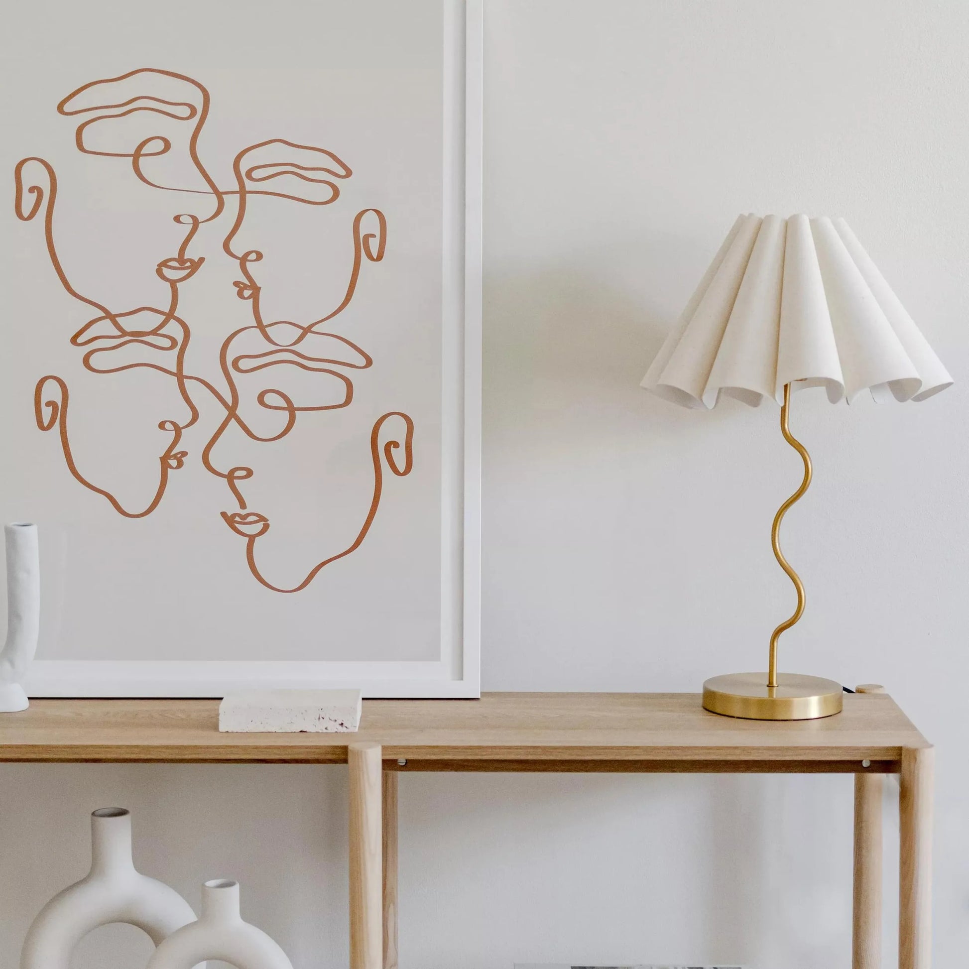 Cora Table Lamp - Neutral / Gold