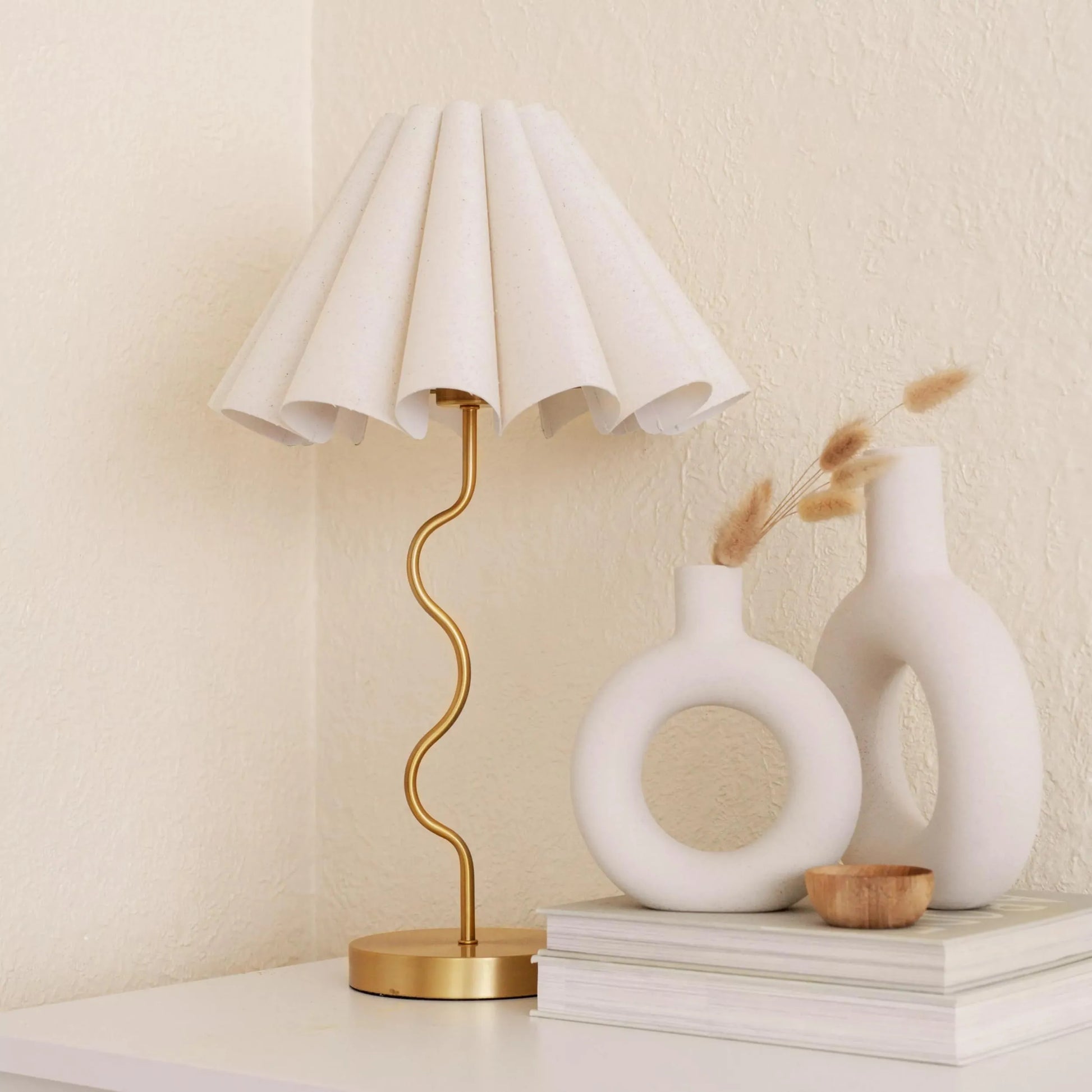 Cora Table Lamp - Neutral / Gold