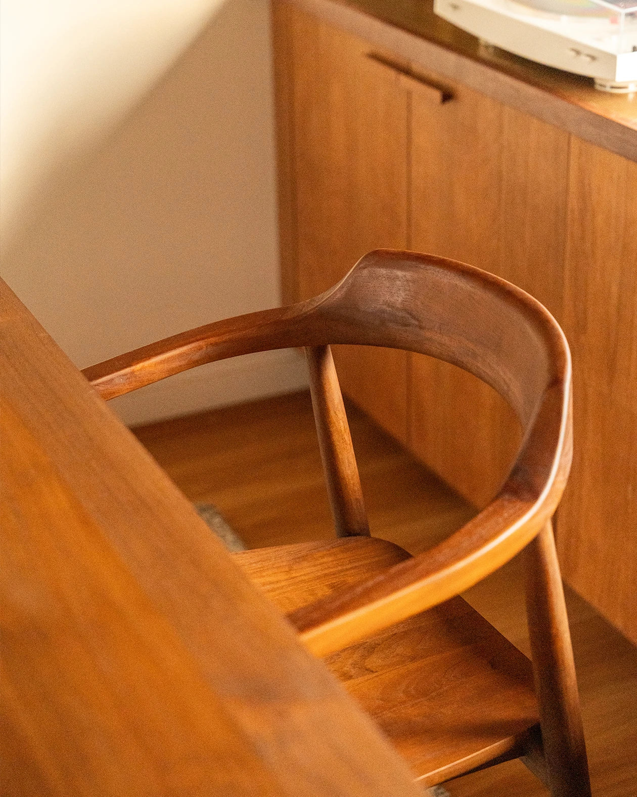 Profile Dining Chair - Teak