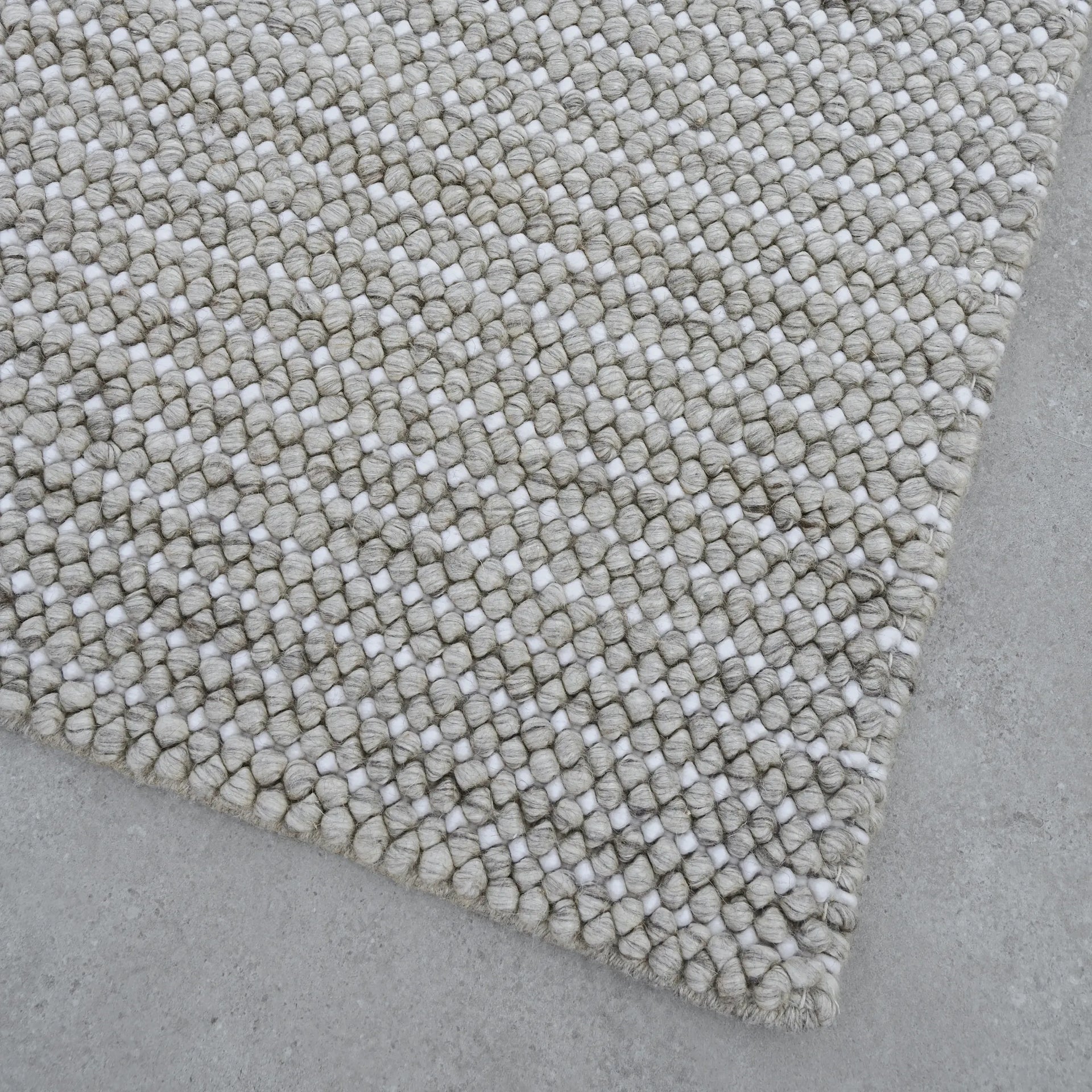 Arwyn Rug - Cloud 160cm x 230cm