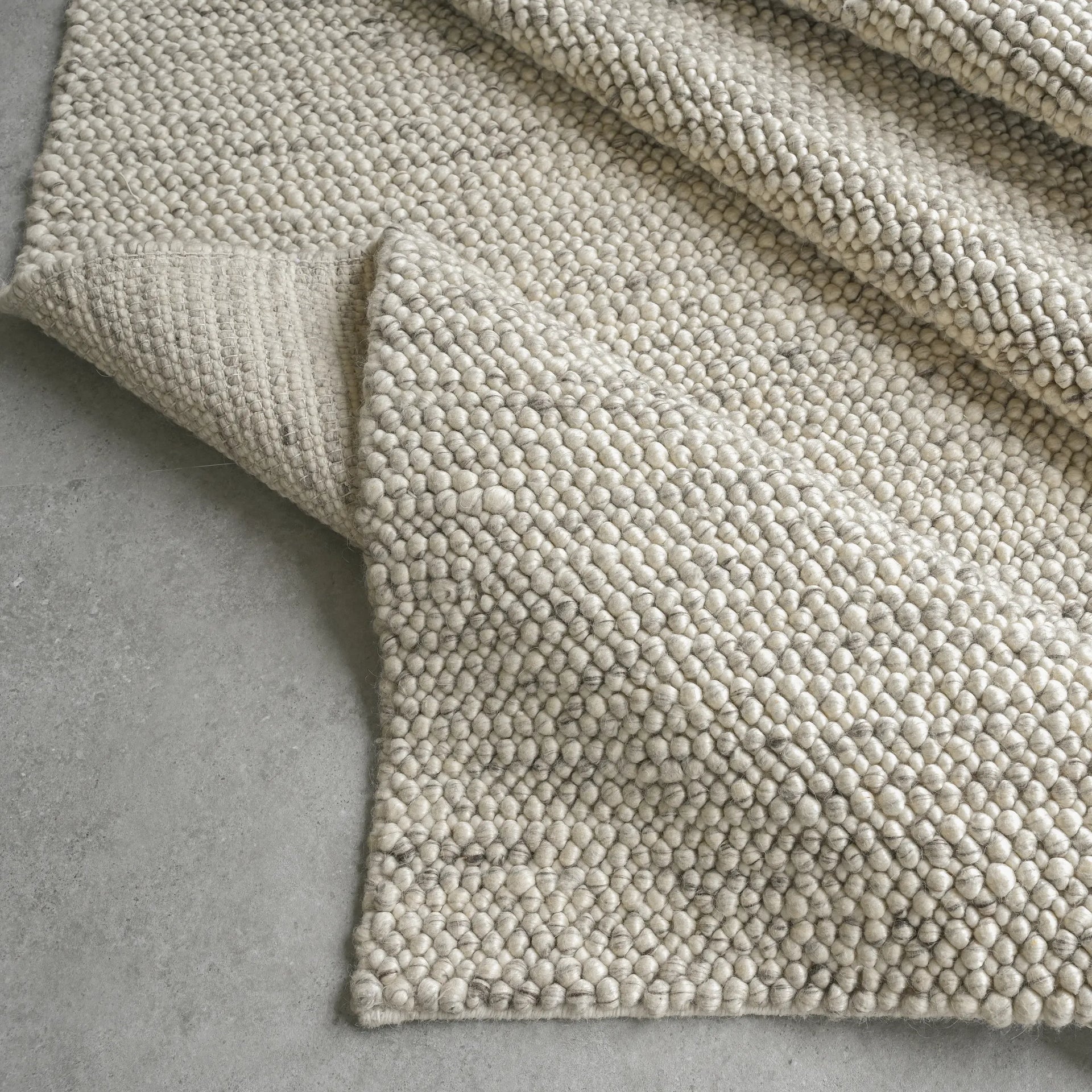 Arwyn Rug - Dove 250cm x 350cm