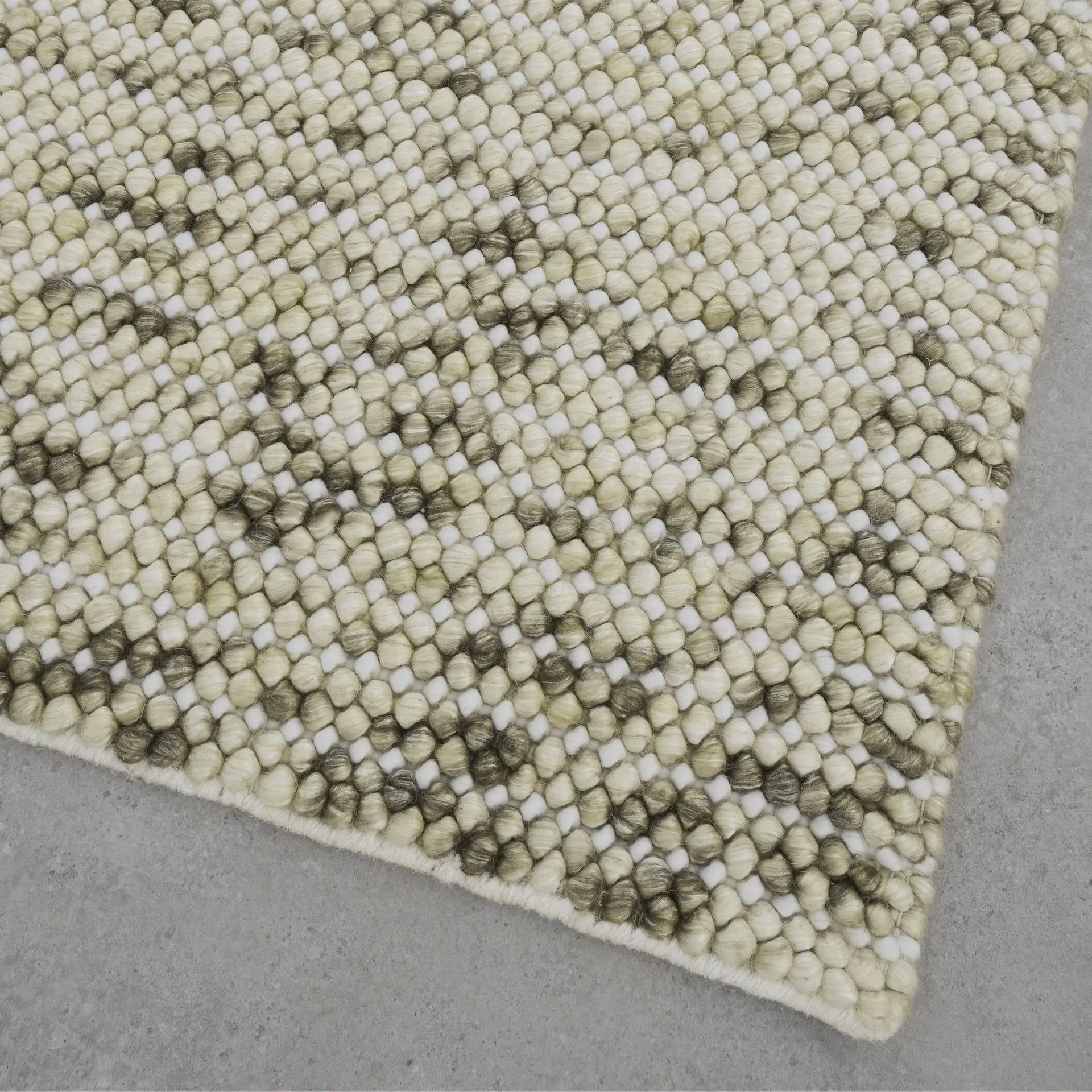 Arwyn Rug - Pistachio 300cm x 400cm