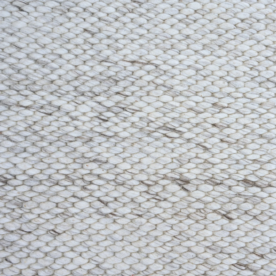 Reign Rug - Dove 250cm x 350cm