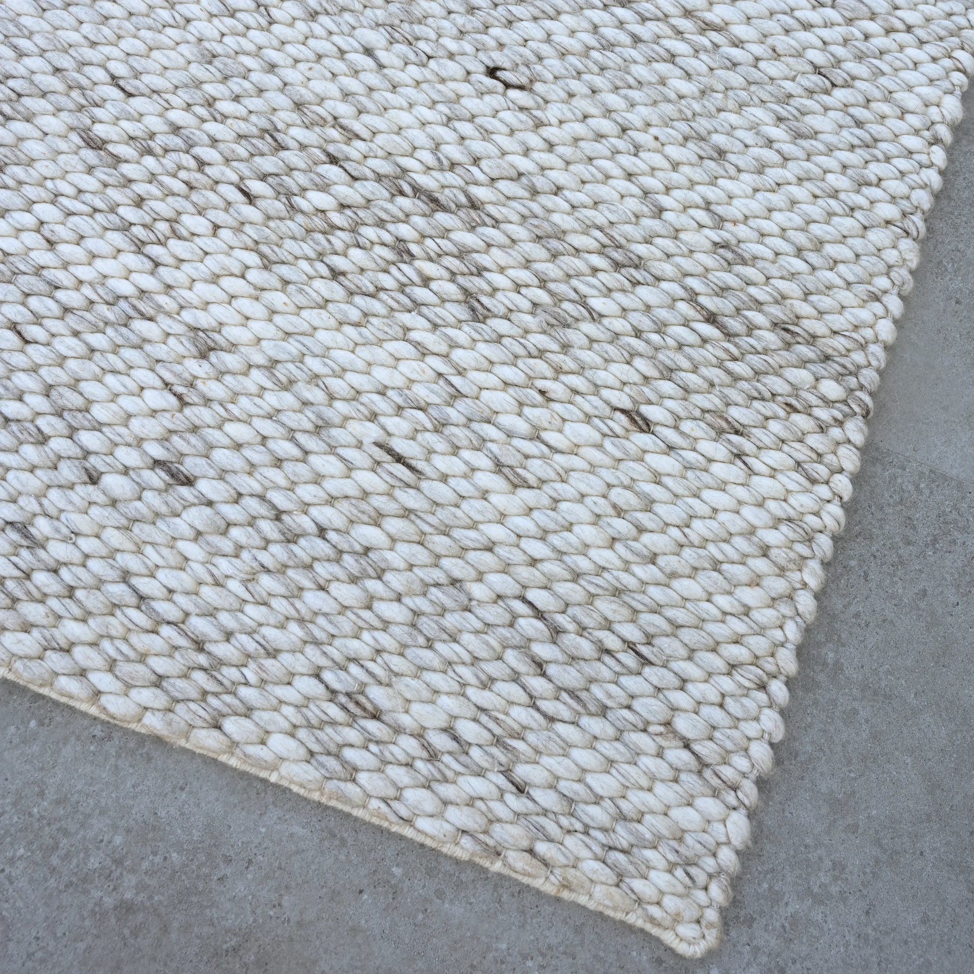 Reign Rug - Dove 200cm x 300cm