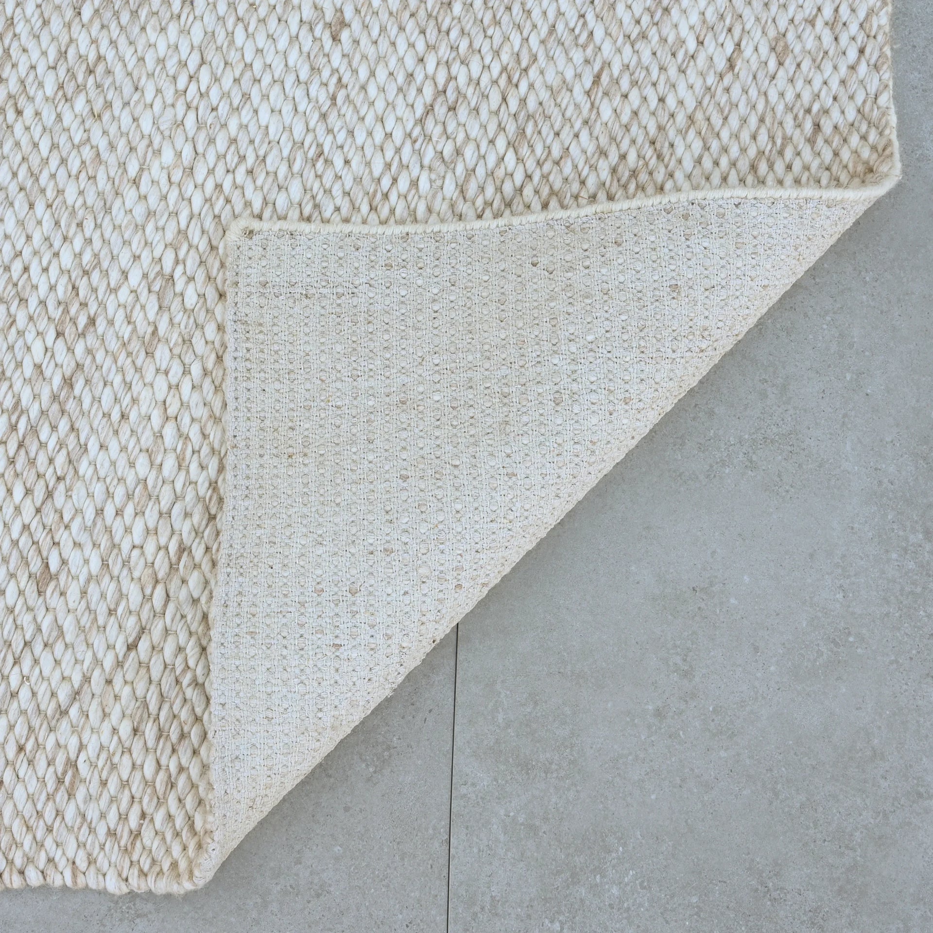 Reign Rug - Tawney 250cm x 350cm