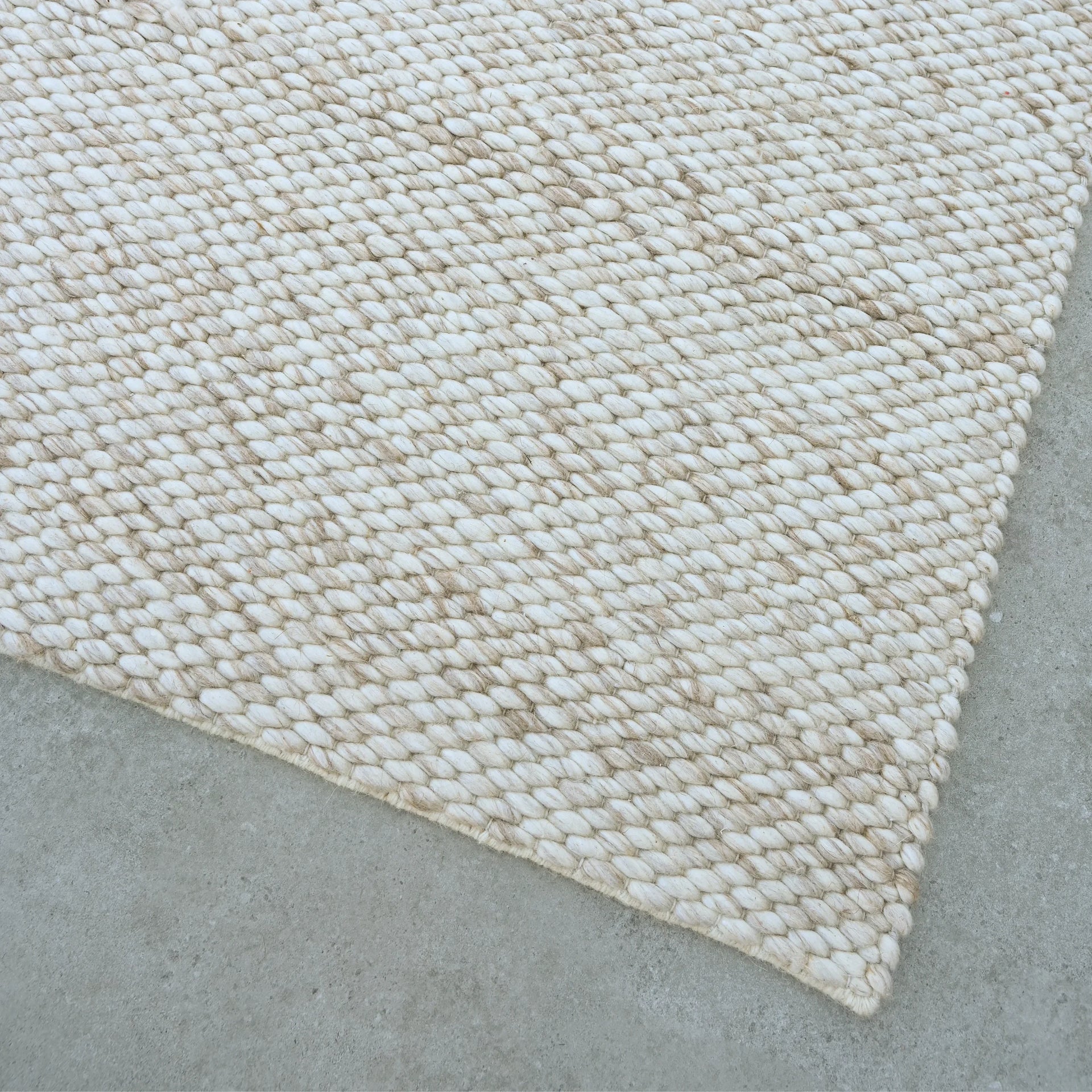 Reign Rug - Tawney 250cm x 350cm